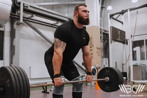 Deadlift With Straps